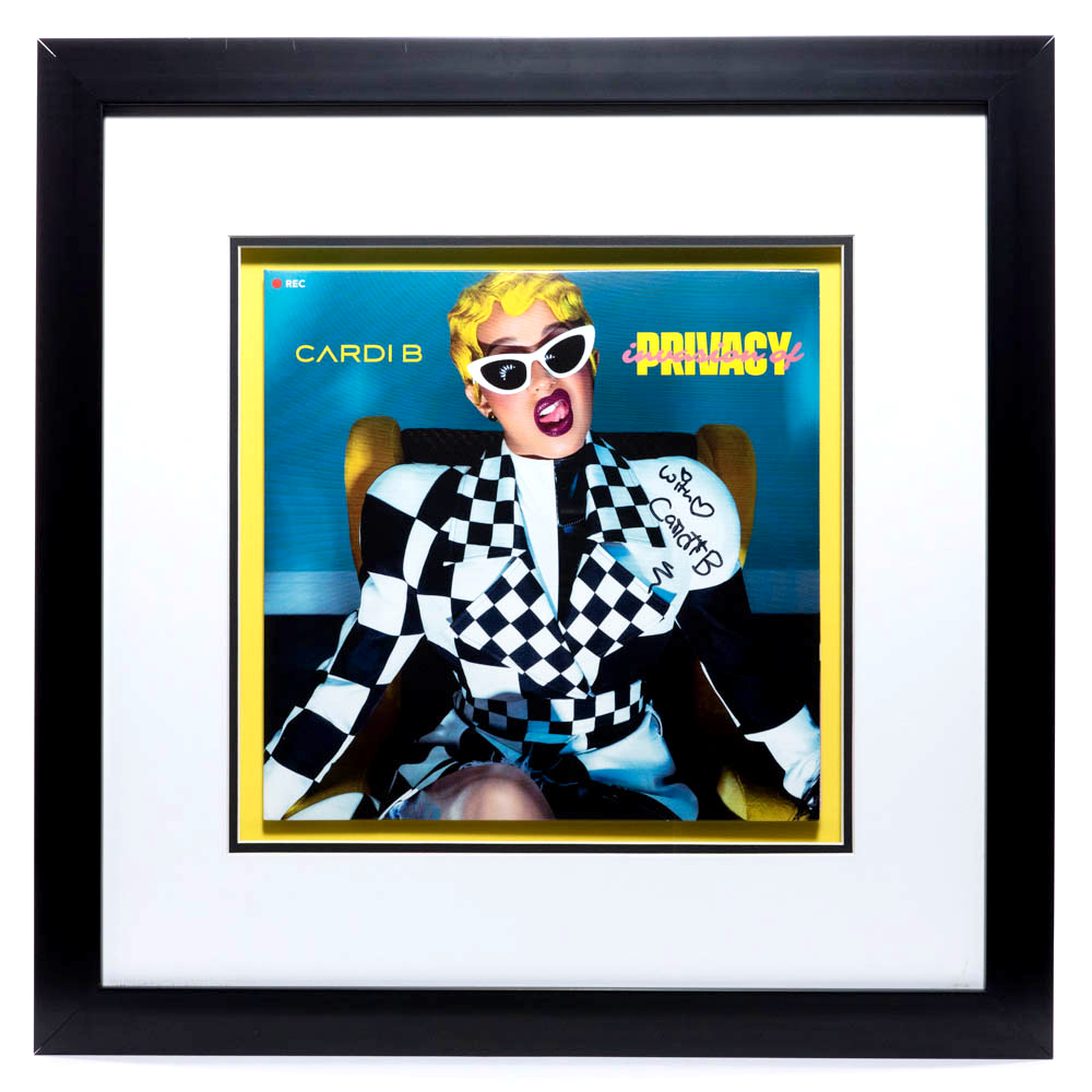 eBay for Charity subastará artículos exclusivos de Billie Eilish, Red Hot Chili Peppers, Nick Jonas, entre otros