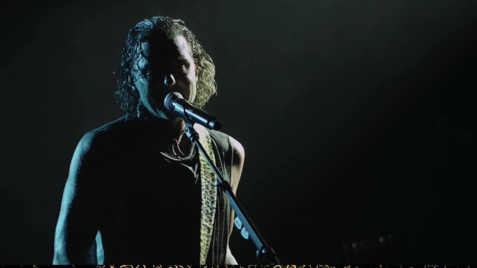 A8D40D91-AA97-40E7-B952-3D0860572182