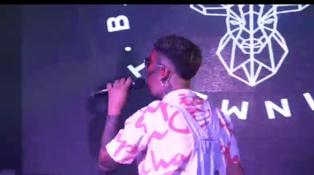 AB9925E8-C3AD-4B3B-BCB8-1E1CF5F427E0