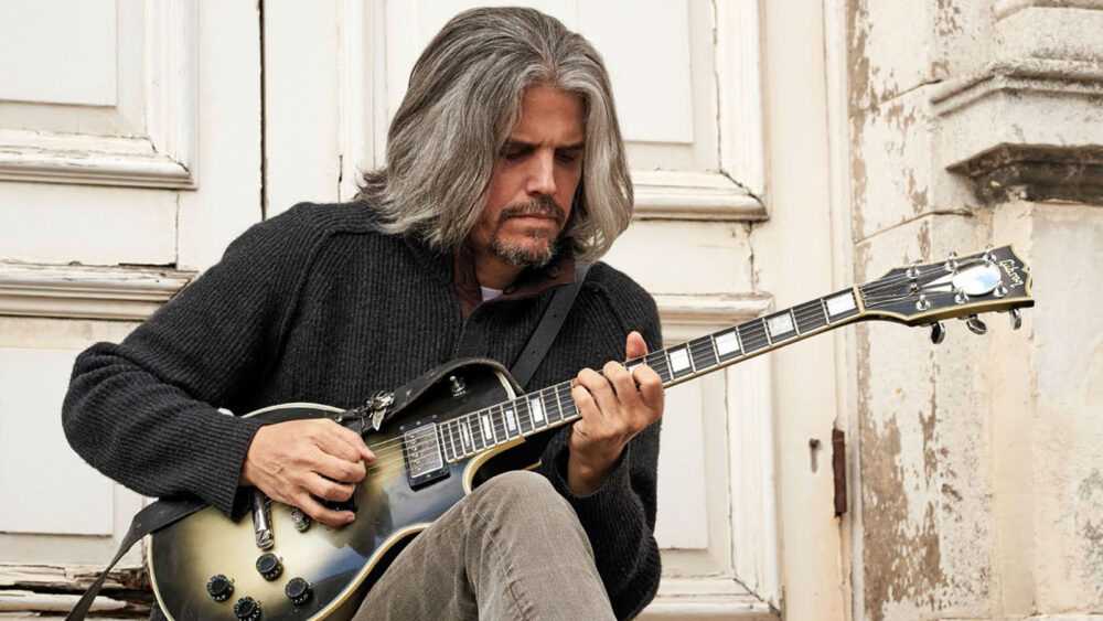 AdamJones_GibsonLesPaul