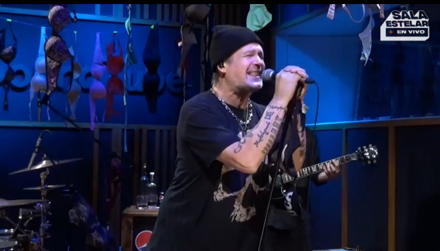 8EEF9BB5-DDF4-4F3C-A18B-10070A4E45D6