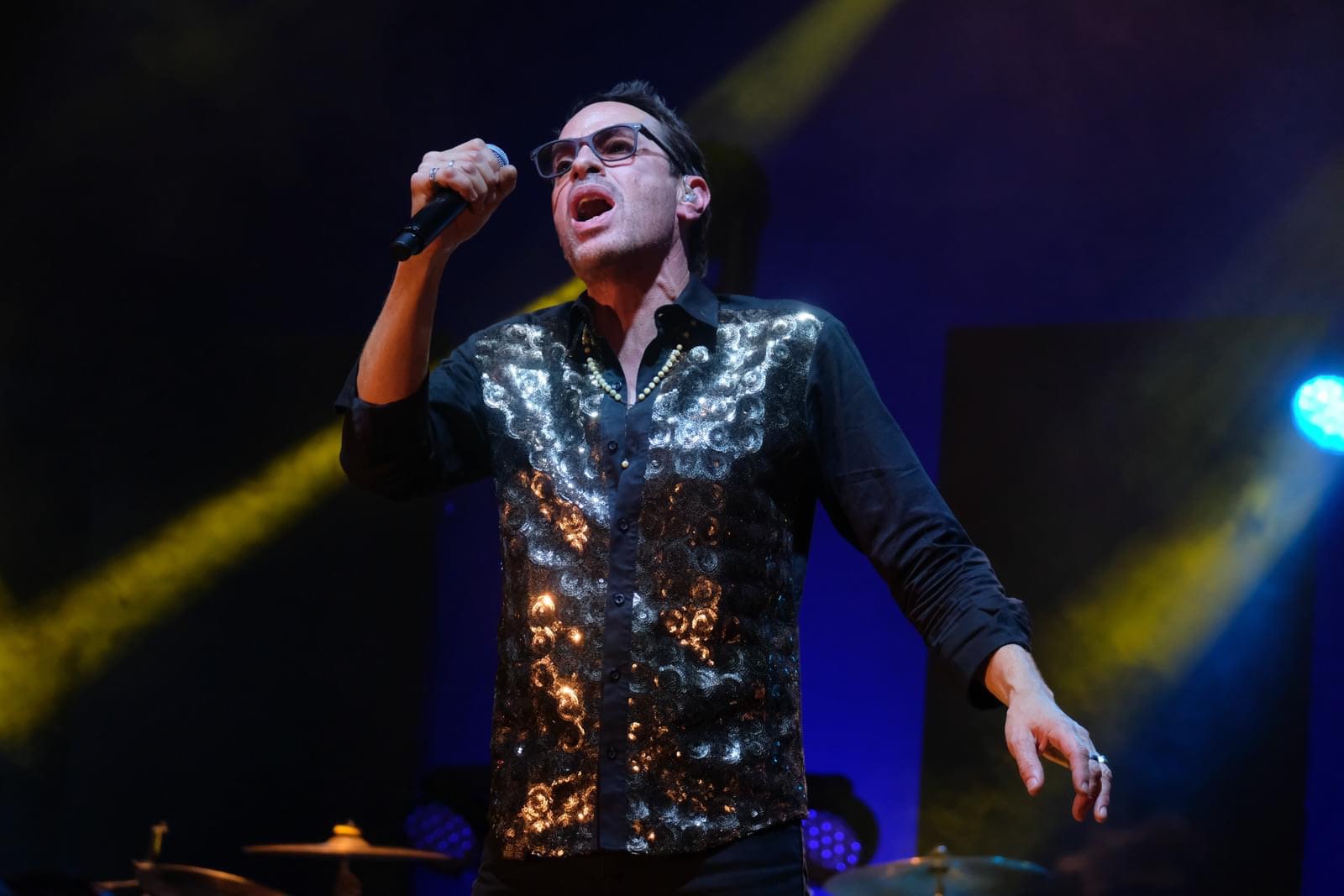 4426D977-CA71-4987-9383-7E5F44AEAFE2