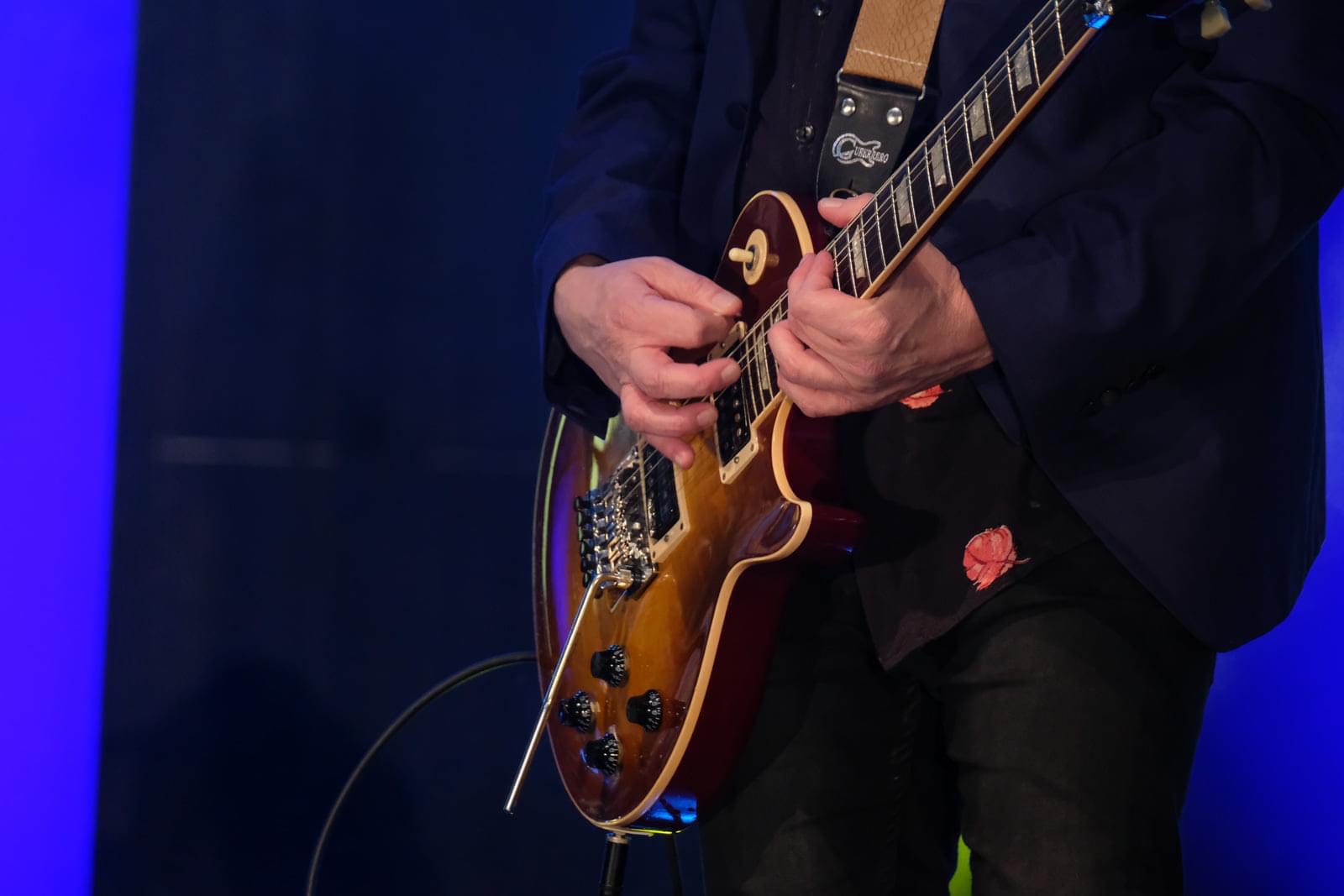 4B6F2957-84F6-4F47-AED9-CA7378189DD1