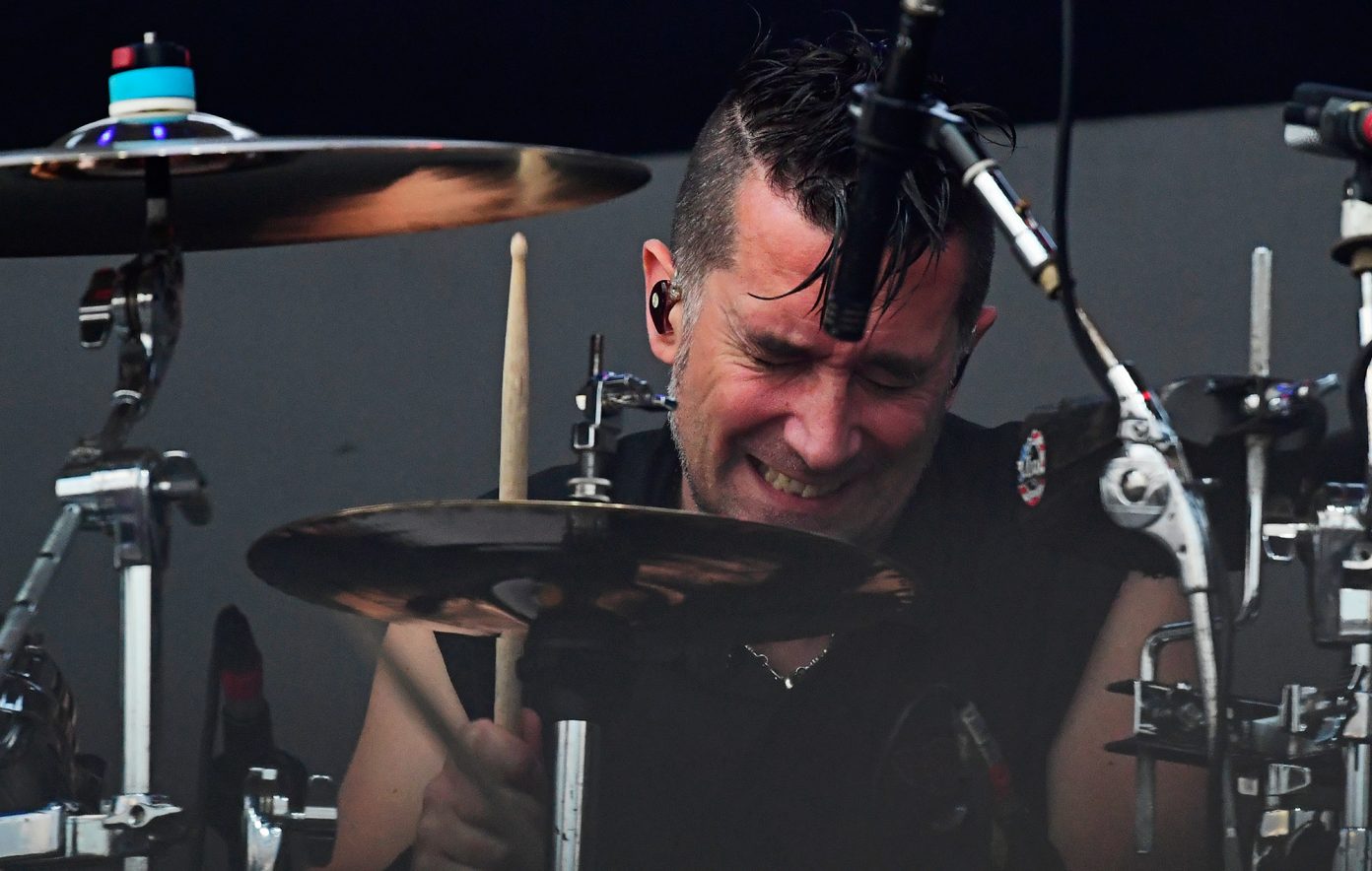 El baterista de Offspring, Pete Parada, abandonó la banda después de elegir no recibir la vacuna COVID-19