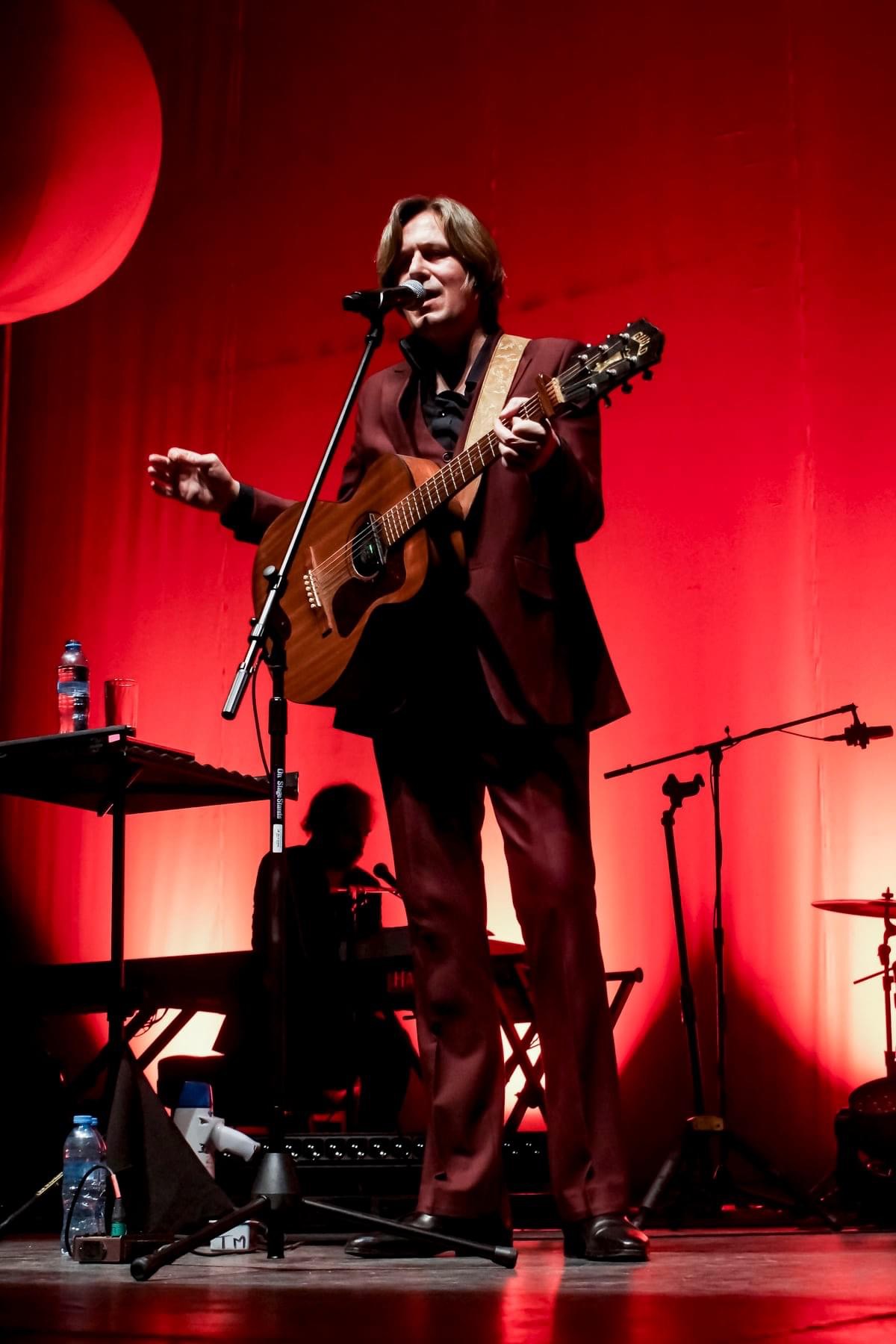 Nacho Vegas en el Teatro Metropolitan (reseña)