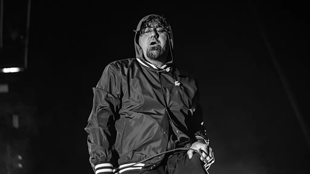 F1135EE3-5F1F-4EF8-ABEF-1CD4DB21A002