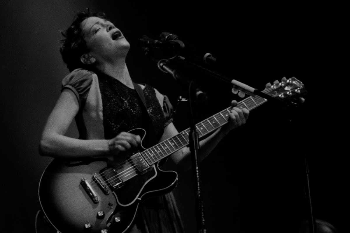 Natalia Lafourcade estrena el documental de Hasta la raíz