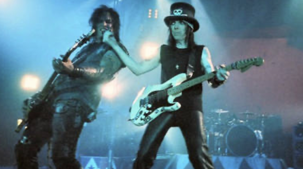 3F969C9C-4168-4EB9-9A10-5C365FAD9282