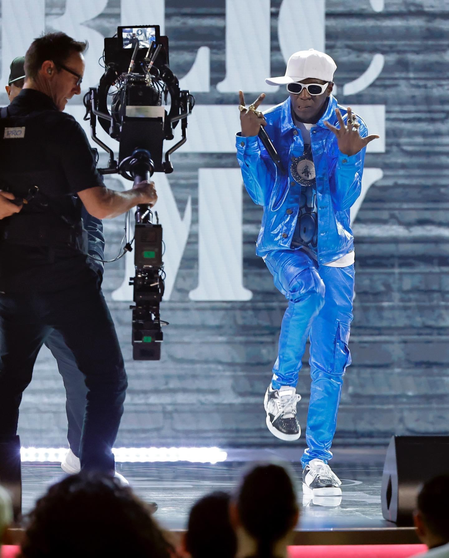 BED6FB80-5F2D-401B-A661-003C1FC129B4