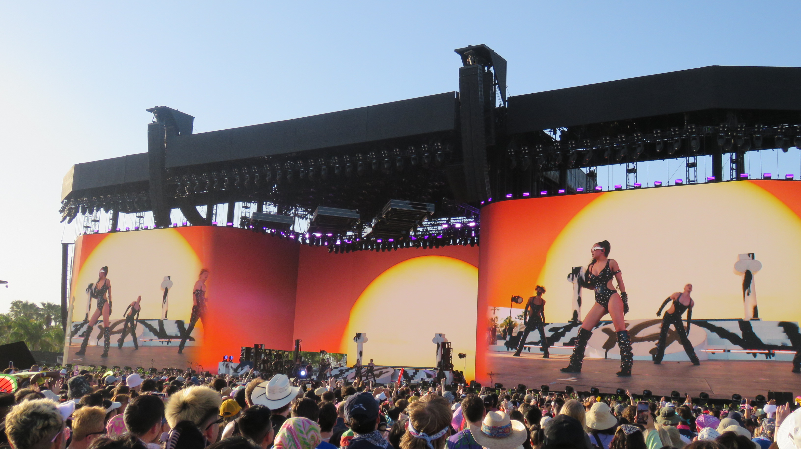 Charli XCX en Coachella 2023 (17)