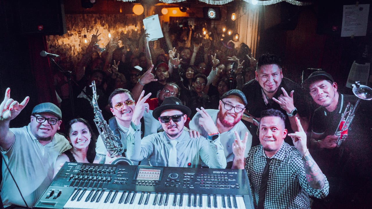 FOTO PÁNICO LATINO2