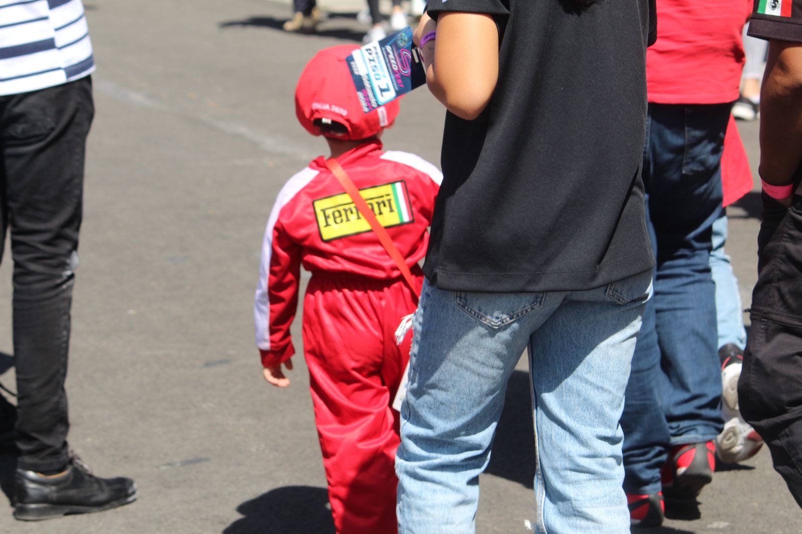 6951af8e-baca-4f01-bcd1-a1b2a6bfd4ca