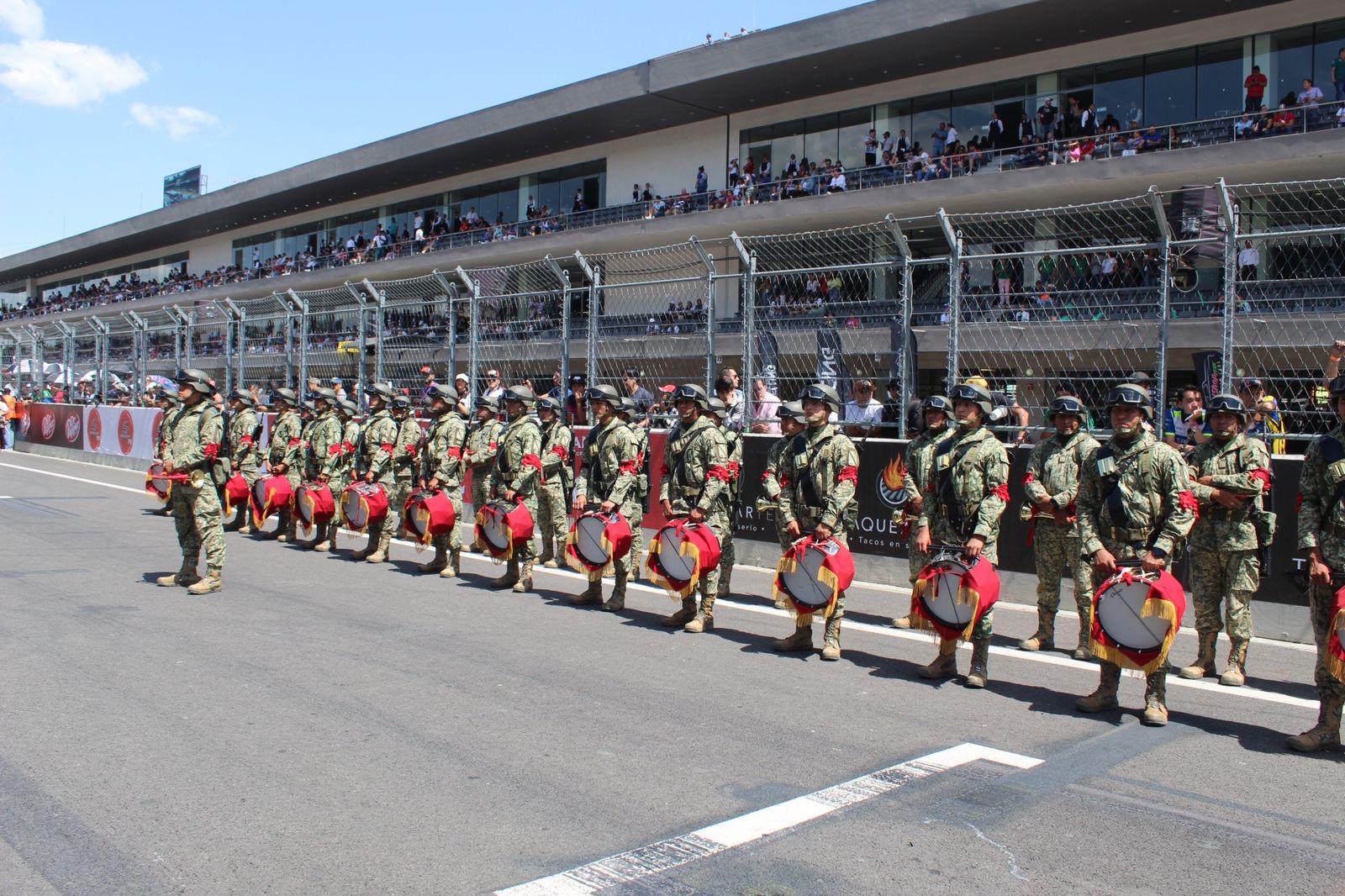 855cd9d1-4cbc-4ceb-a772-bec90c0a121e