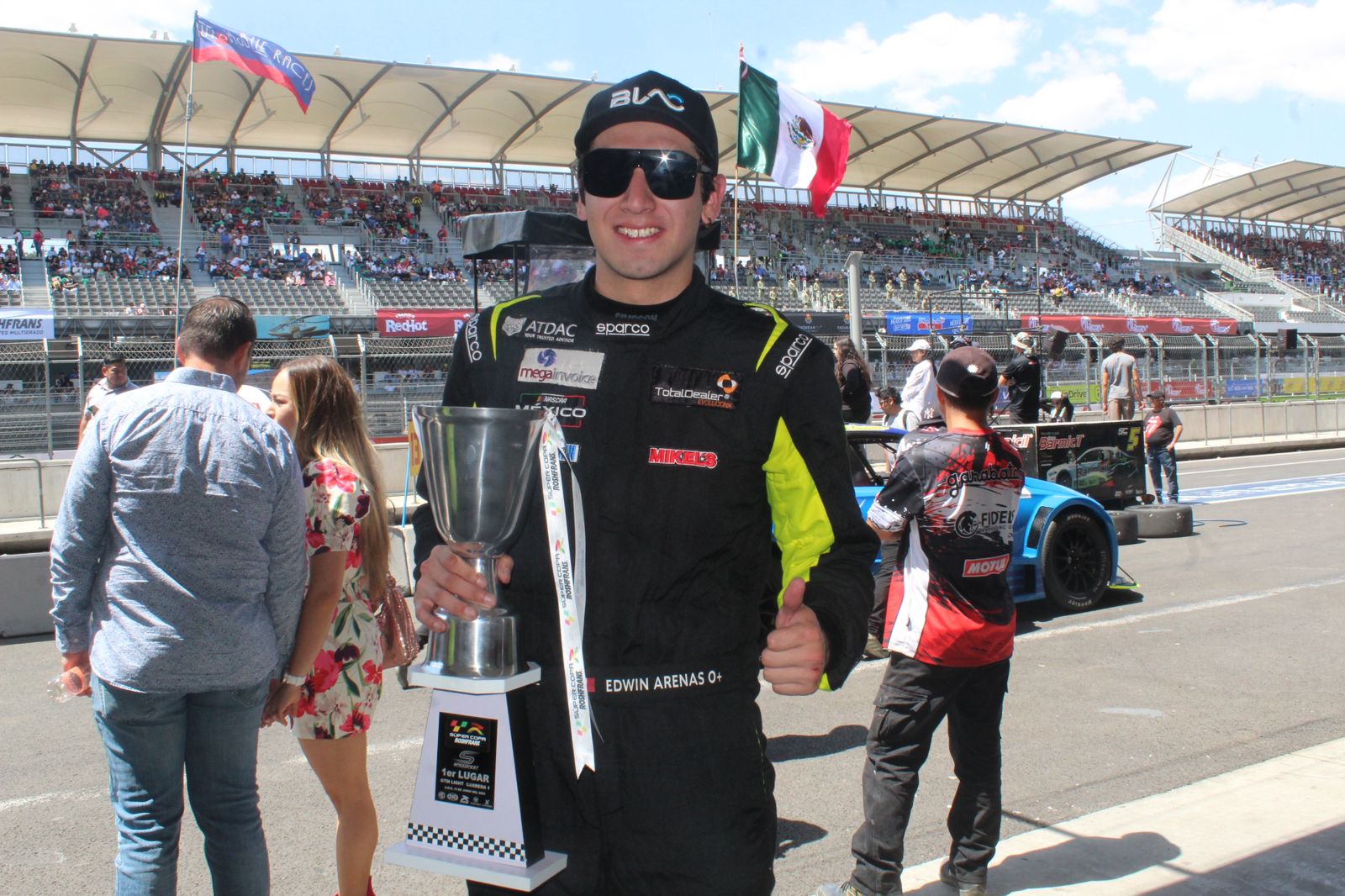 9e88bb6c-6ce7-4941-9cd8-018e7412dd8b