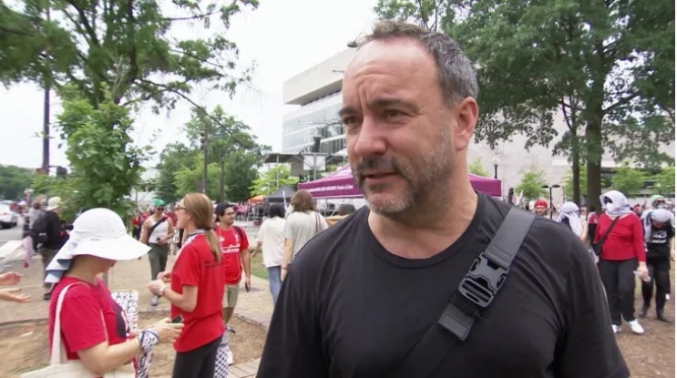 Dave Matthews protesta por la visita de Netanyahu al Congreso