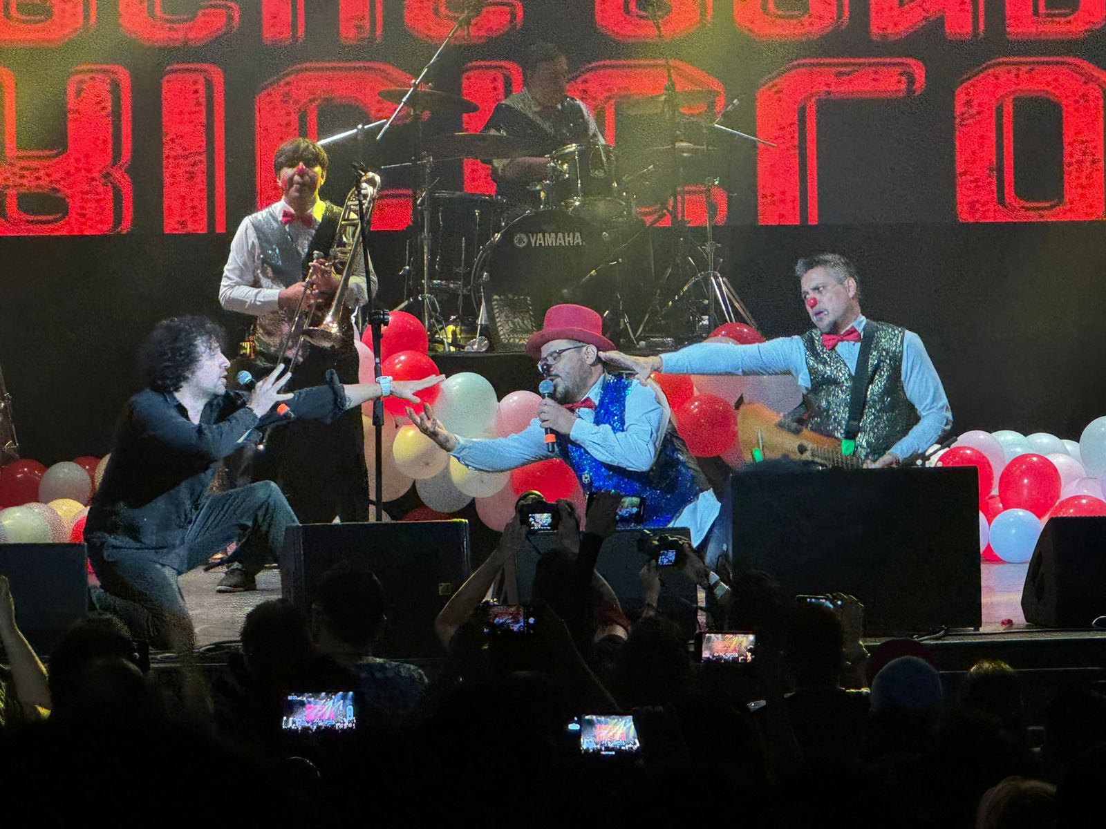 Trisciclo Circus Badn XV años Teatro Metropolitan (37)