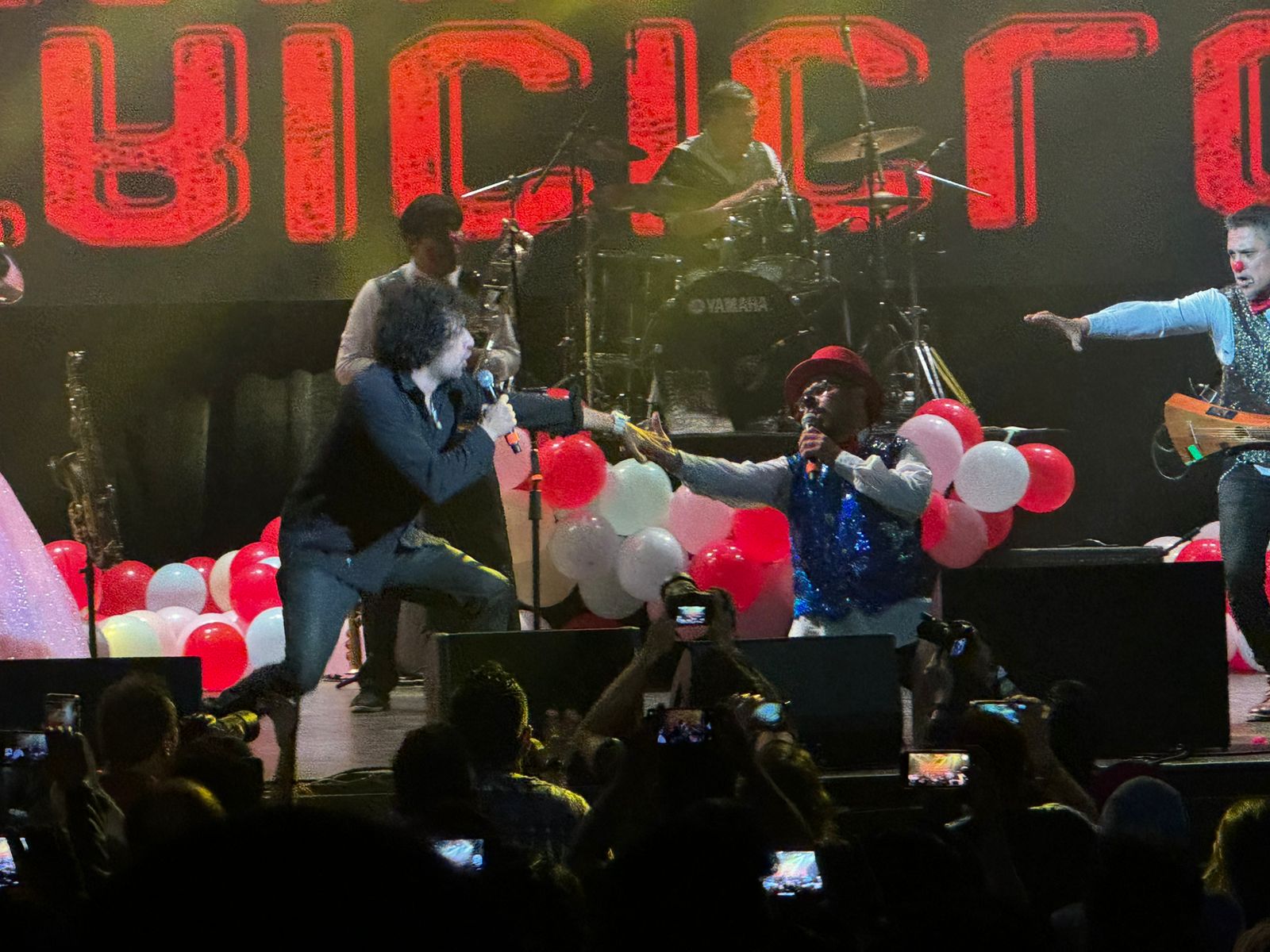 Trisciclo Circus Badn XV años Teatro Metropolitan (38)