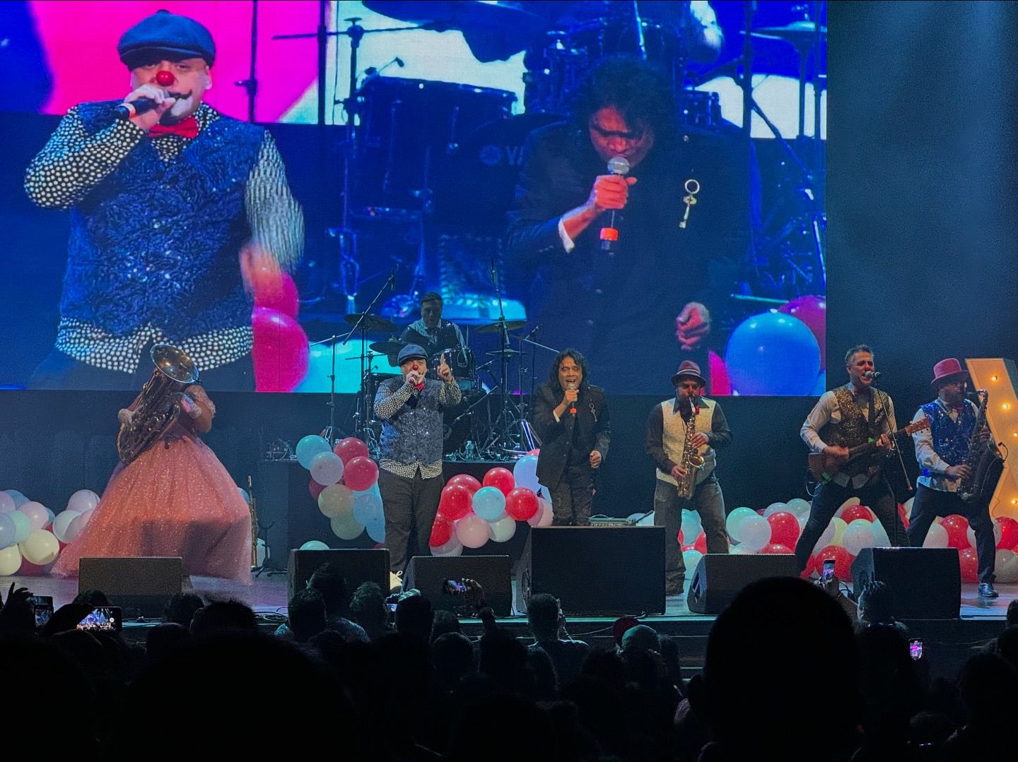 Trisciclo Circus Badn XV años Teatro Metropolitan (5)