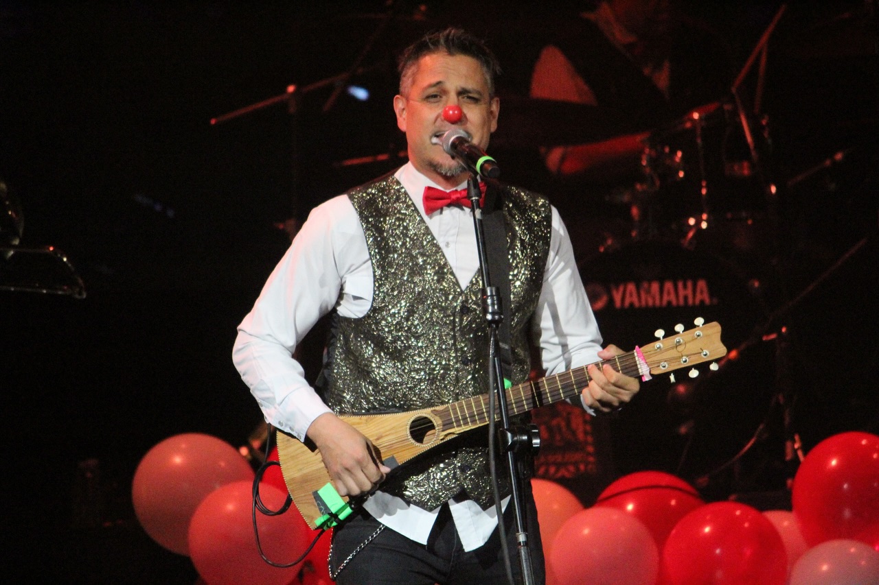 Trisciclo Circus Badn XV años Teatro Metropolitan (6)