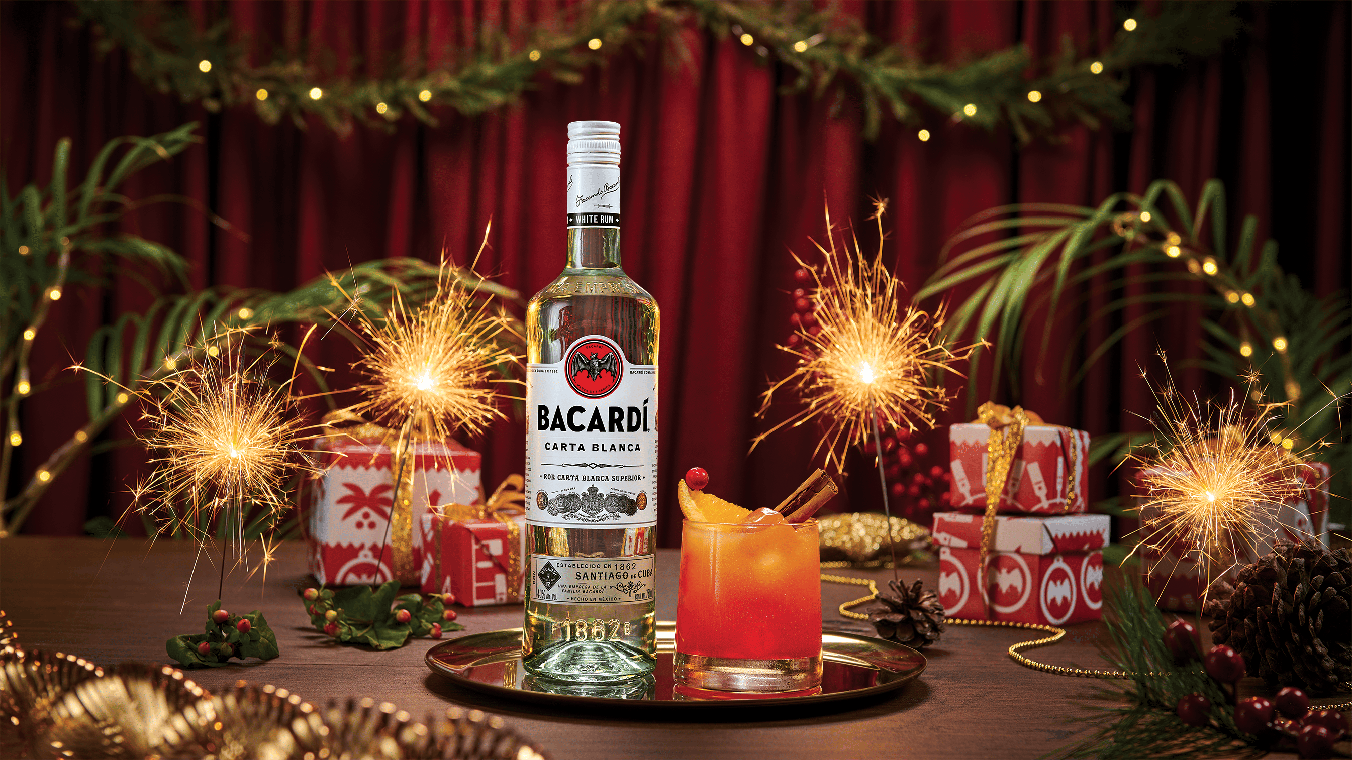 Bacardí Rum Punch - botella + coctel - horizontal