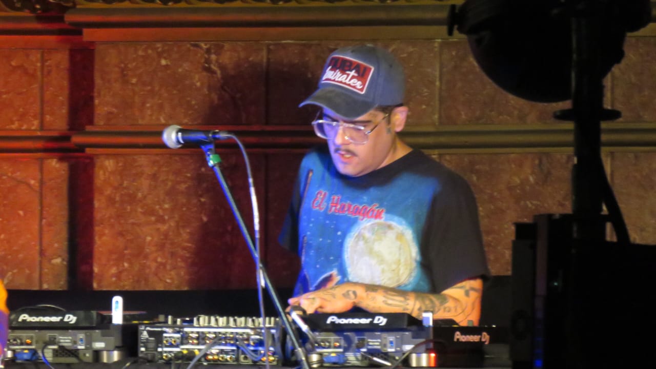 ROBOT95_VIVE_LATINO_CONFERENCIA (16)