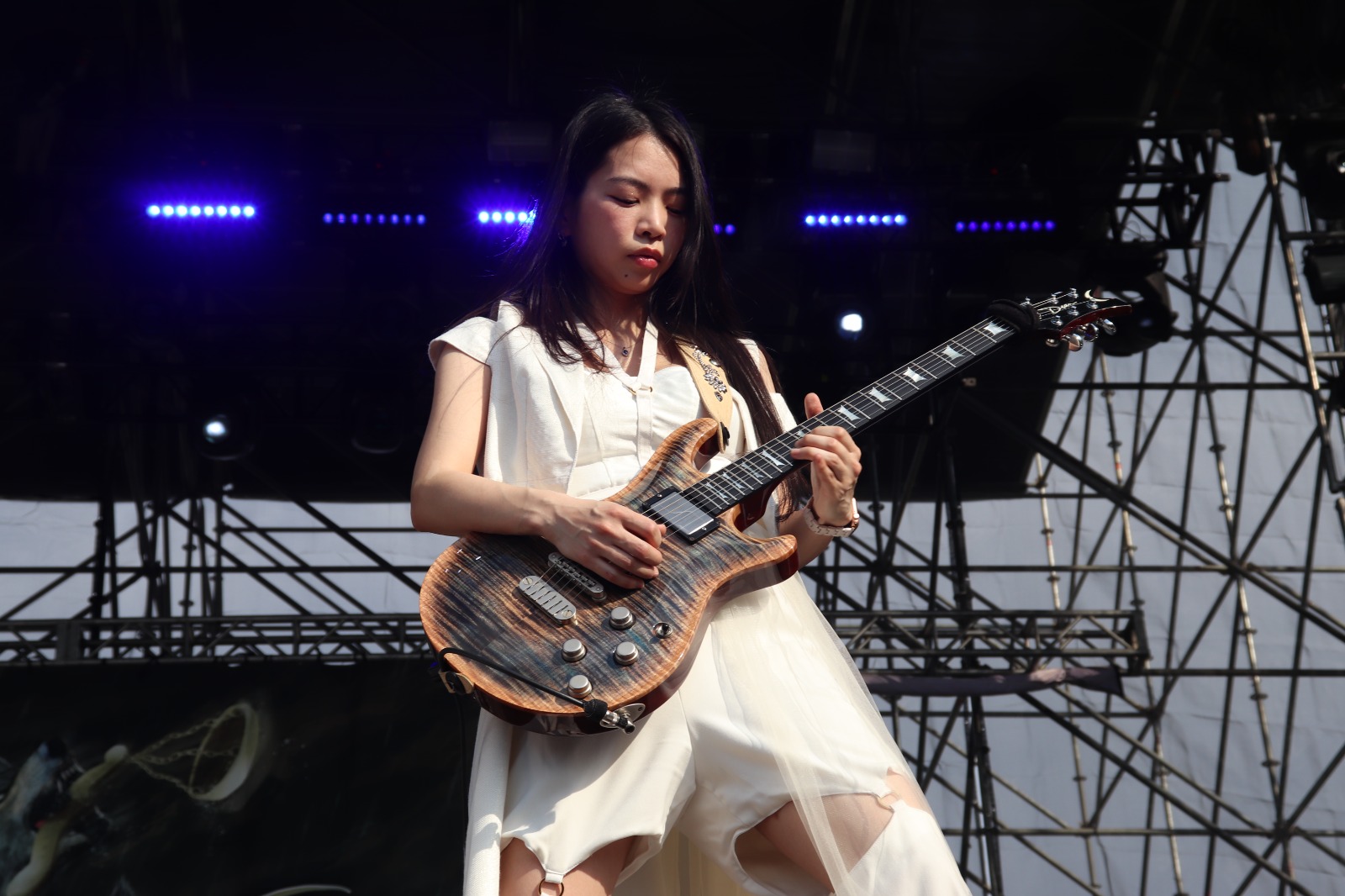 LOVEBITES _ TITANS OF METAL (52)