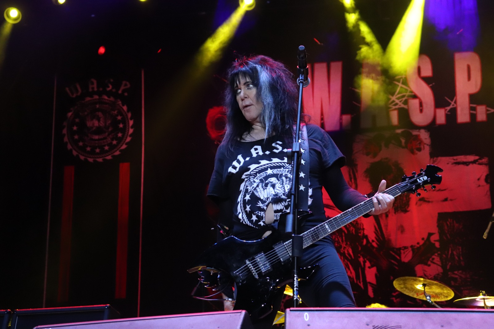 W.A.S.P. TITANS OF METAL (15)