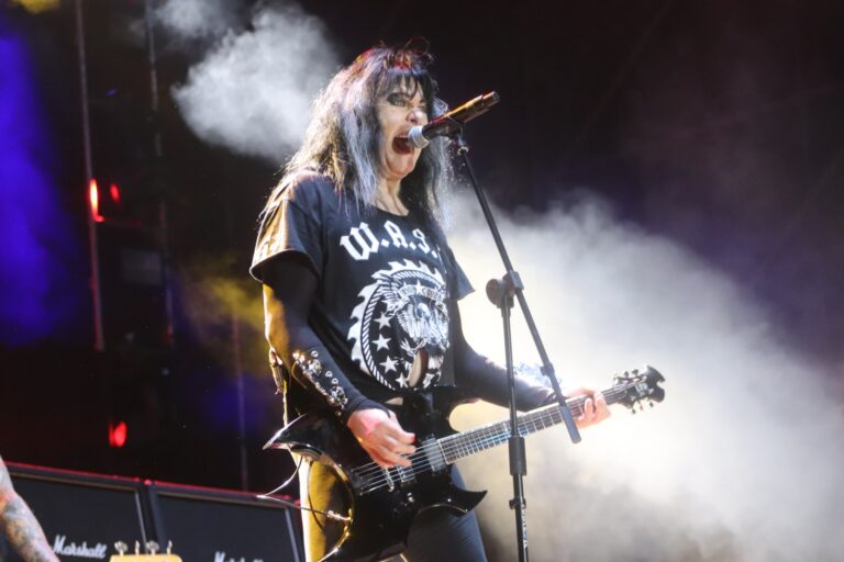 W.A.S.P. TITANS OF METAL (26)