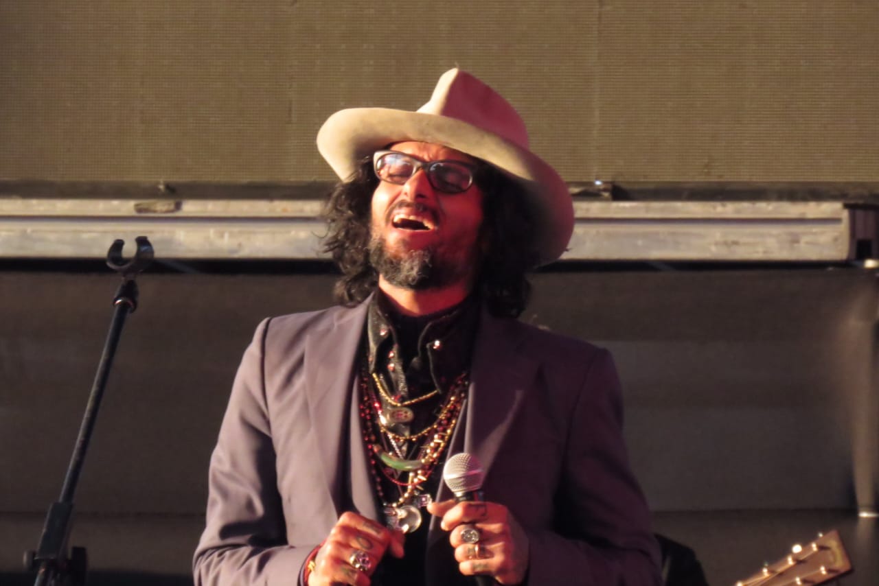 DRACO_ROSA_VIVE_LATINO_2025 (1)