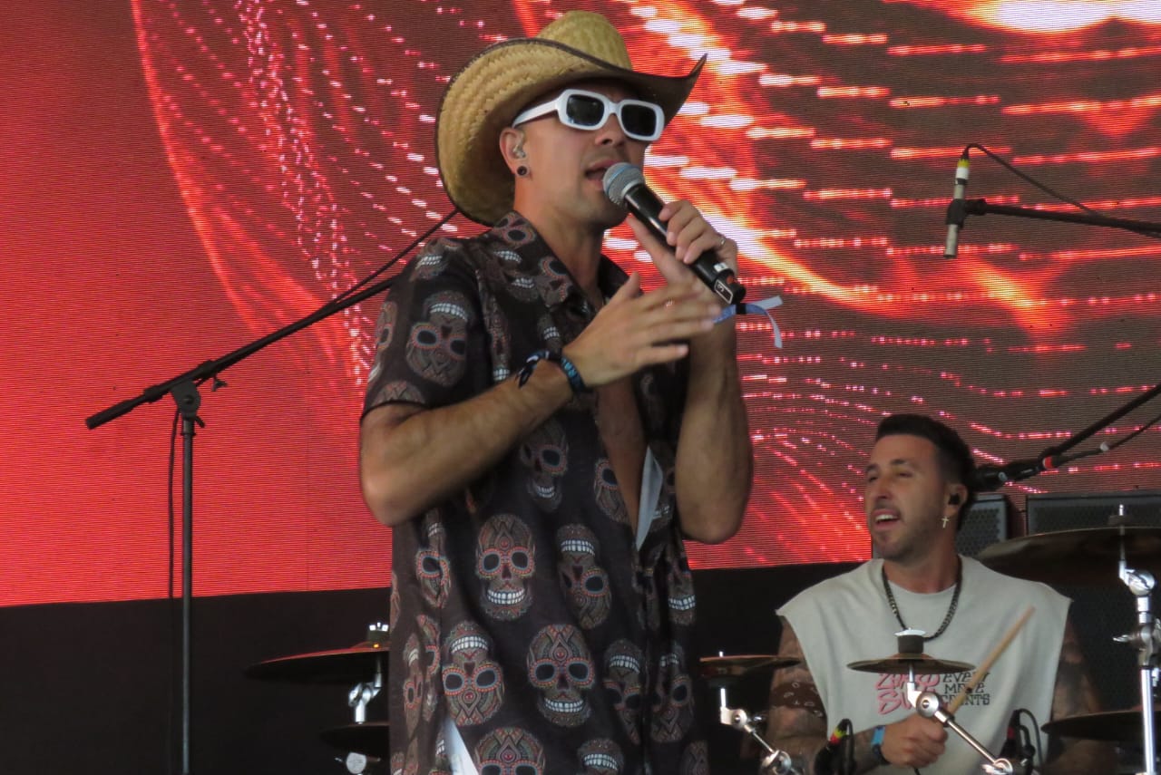 EFECTO_PASILLO_VIVE_LATINO_2025 (4)