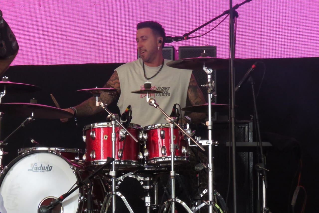 EFECTO_PASILLO_VIVE_LATINO_2025 (5)