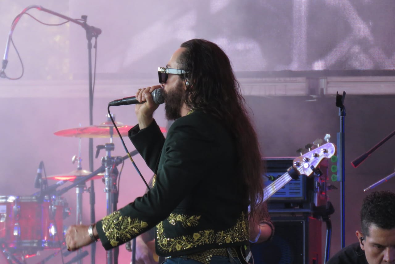 JAY_DE_LA_CUEVA_VIVE_LATINO_2025 (10)