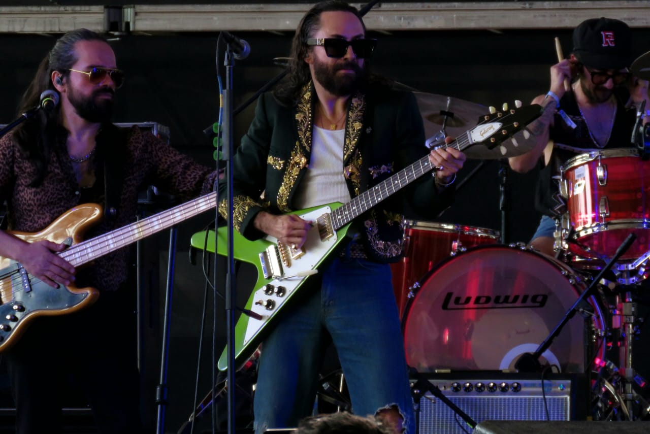 JAY_DE_LA_CUEVA_VIVE_LATINO_2025 (6)