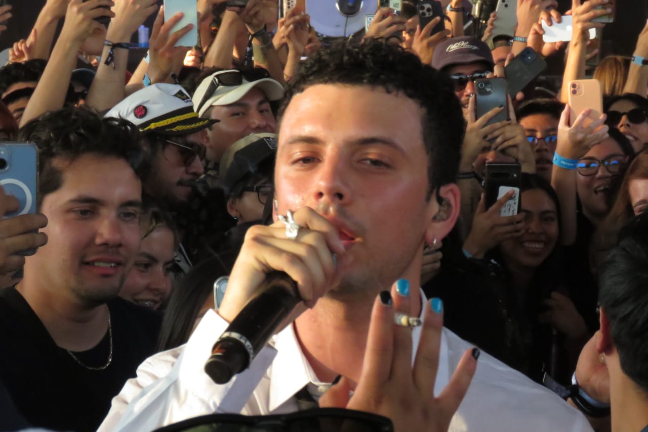 USTED_SEÑALEMELO_VIVE_LATINO_2025 (20)