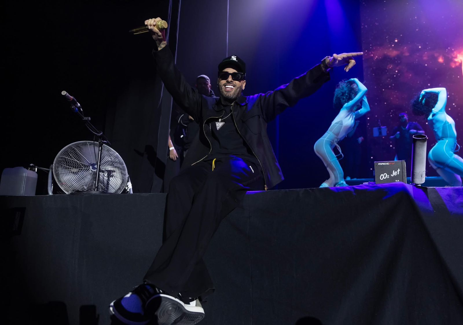 NICKY JAM PEPSI CENTER (7)