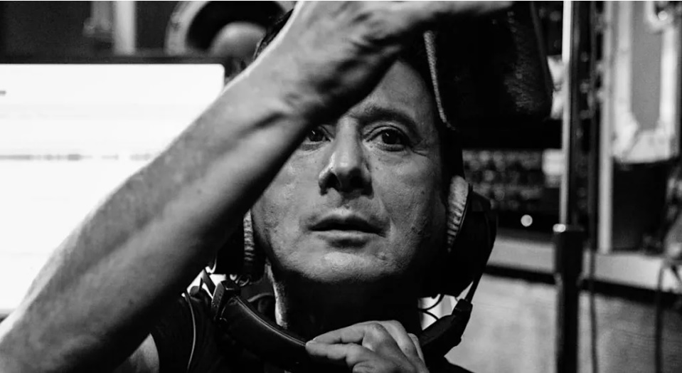 Steve Perry habla sobre la colaboración con Willie Nelson