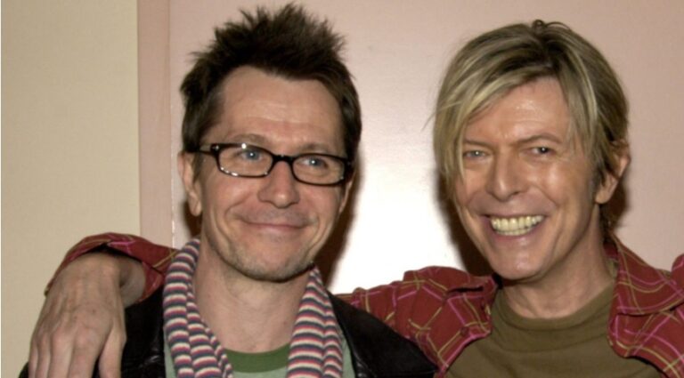 Gary Oldman dice que “el mundo se ha ido a la mierda” desde que murió David Bowie
