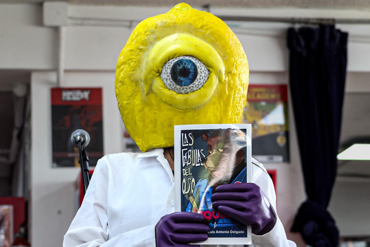 LIQUITS PRESENTACION LAS FABULAS DEL OSO FANTASTICO COMIC 16 DE AGOSTO 2025 (29)