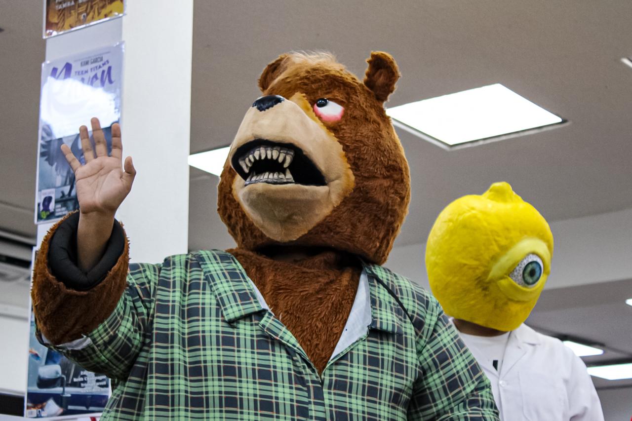 LIQUITS PRESENTACION LAS FABULAS DEL OSO FANTASTICO COMIC 16 DE AGOSTO 2025 (7)