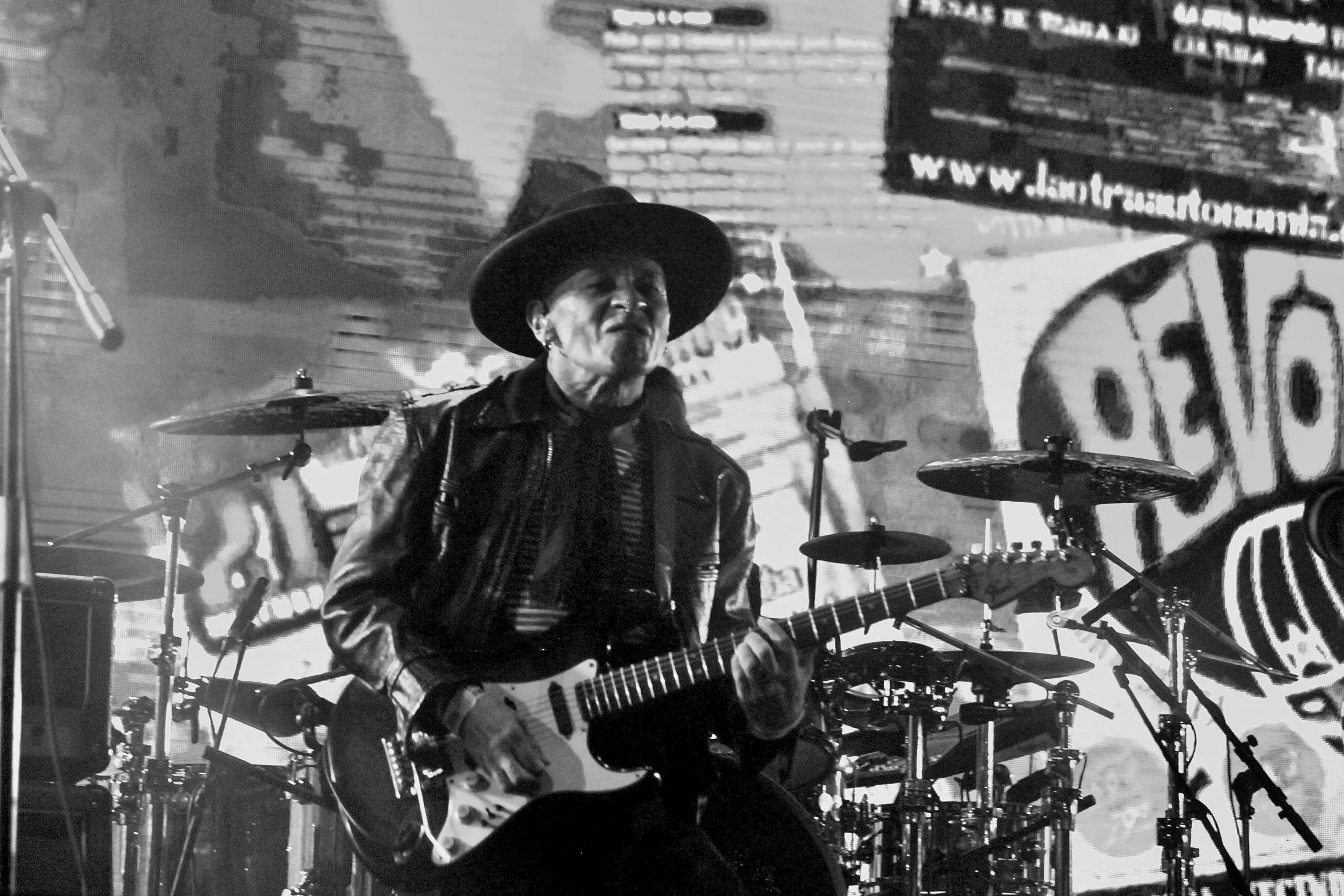 7b6e6ca4-723b-411d-9c2f-630ba1d3074f