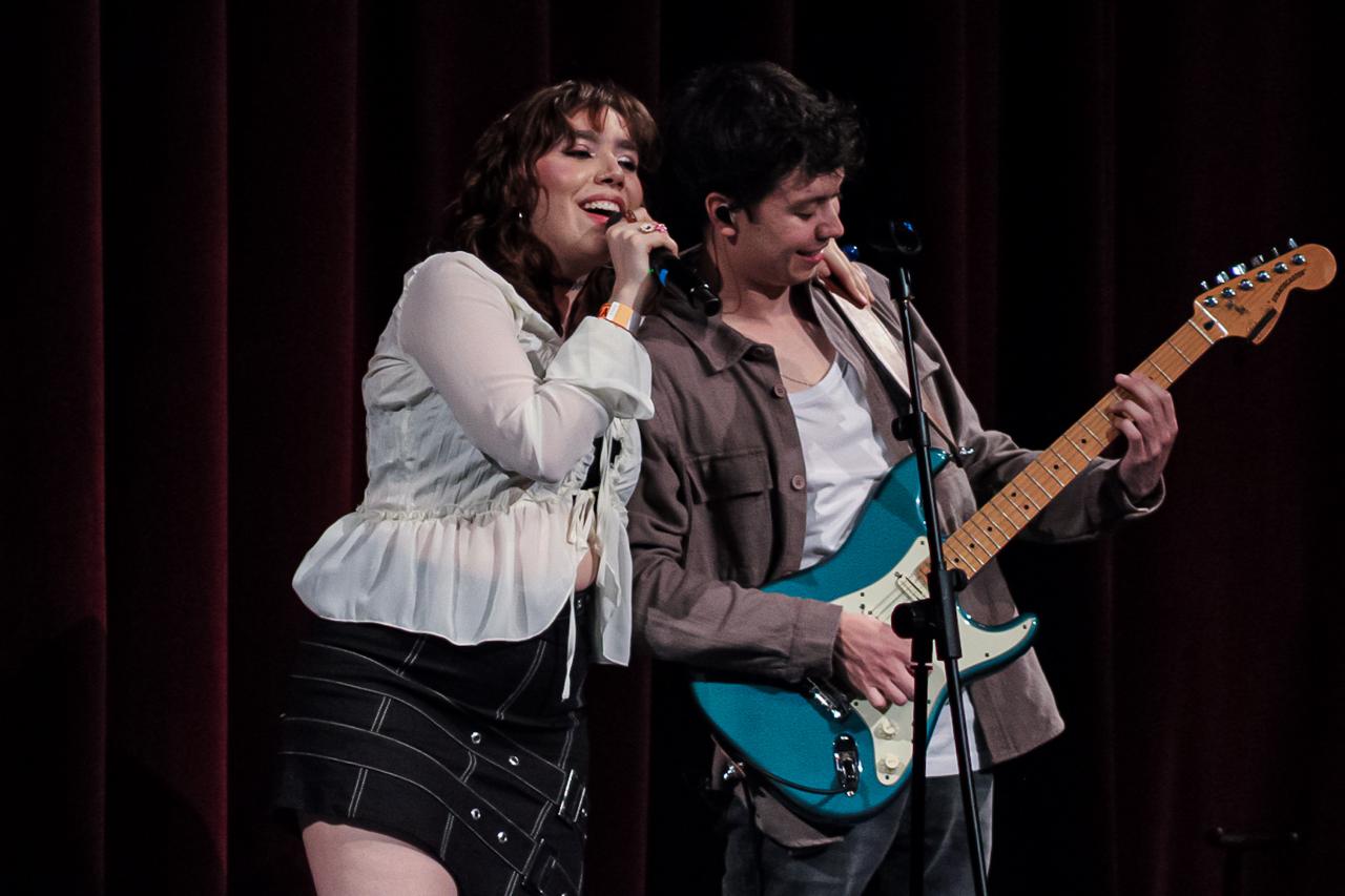 VALERIA DÁVILA TEATRO DE LA CIUDAD ESPERANZA IRIS 28 DE SEPTIEMBRE 2025 (10)