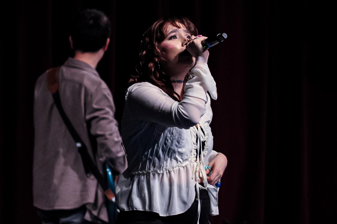 VALERIA DÁVILA TEATRO DE LA CIUDAD ESPERANZA IRIS 28 DE SEPTIEMBRE 2025 (11)