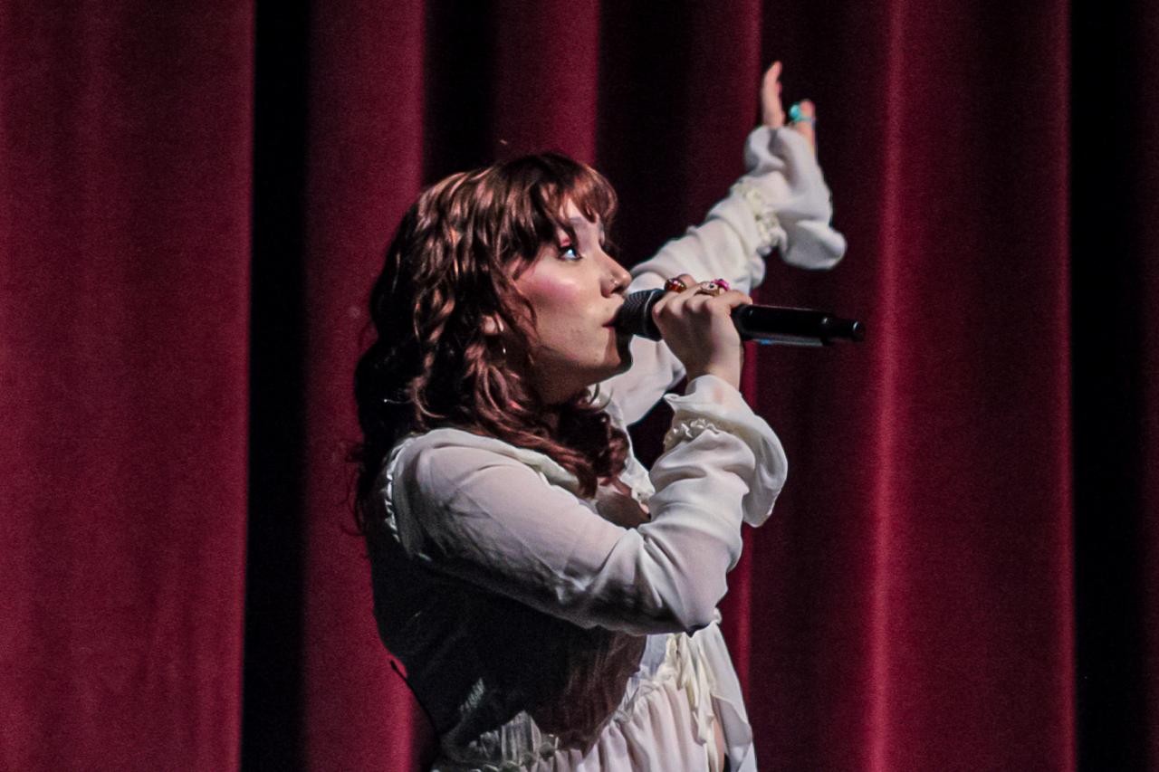 VALERIA DÁVILA TEATRO DE LA CIUDAD ESPERANZA IRIS 28 DE SEPTIEMBRE 2025 (16)