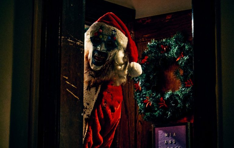 La actriz de 'Terrifier' demanda por las ganancias de un acuerdo de franquicia