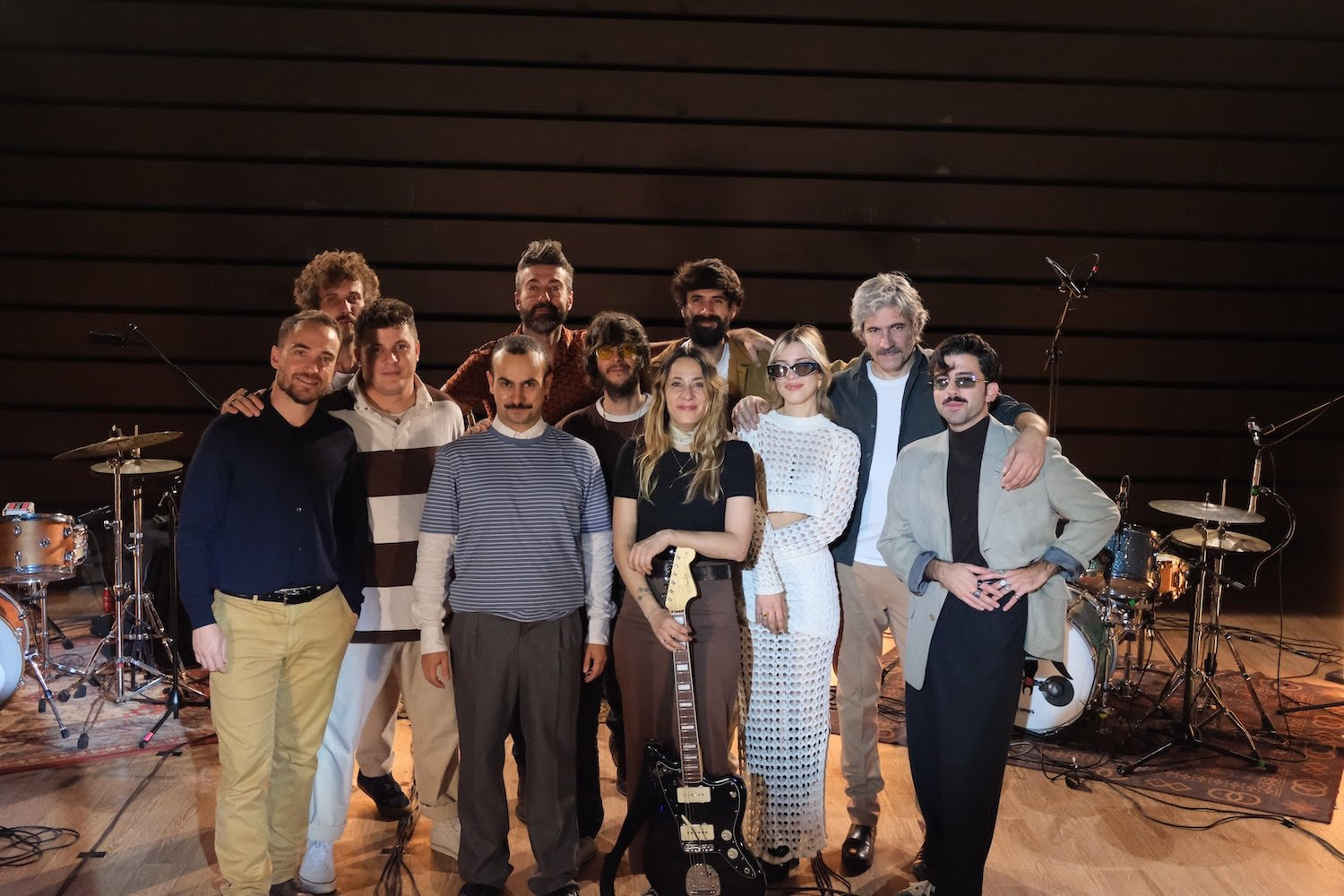 Vera Fauna reinventan su ya clásica Los Grillos con una espectacular versión en directo junto a Rufus T. Firefly