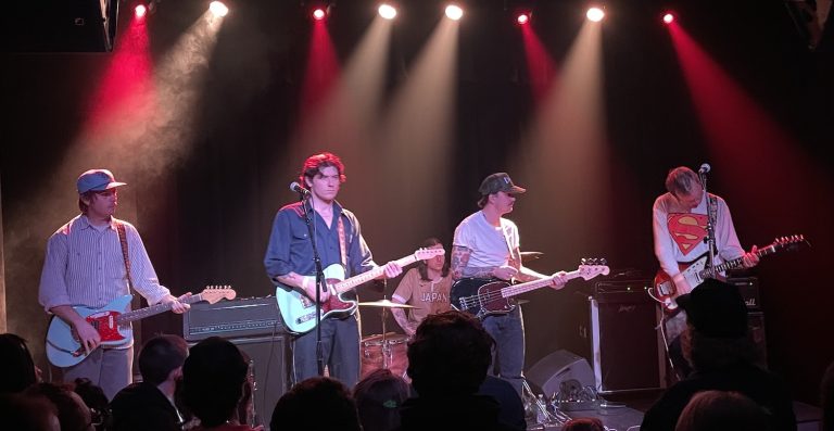 Bright Eyes transmitirá su concierto del 15 de abril de 2025