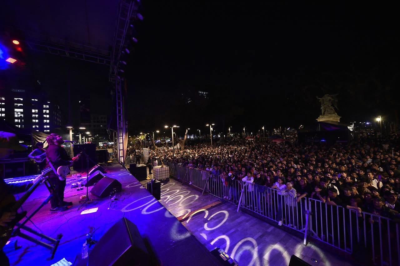 Santiago Motorizado En Noches de Primavera