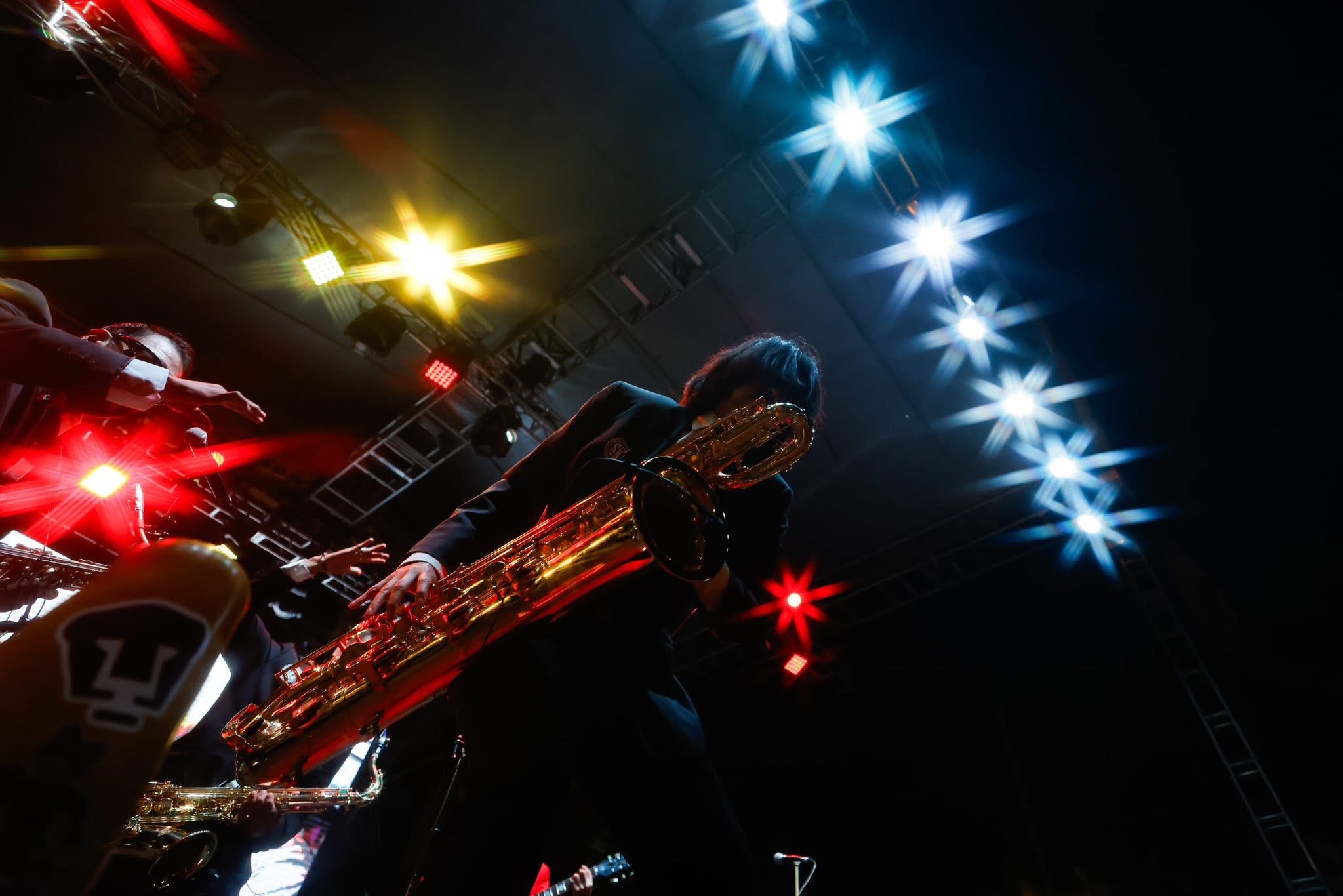 Tremenda Korte en Noches de Primavera