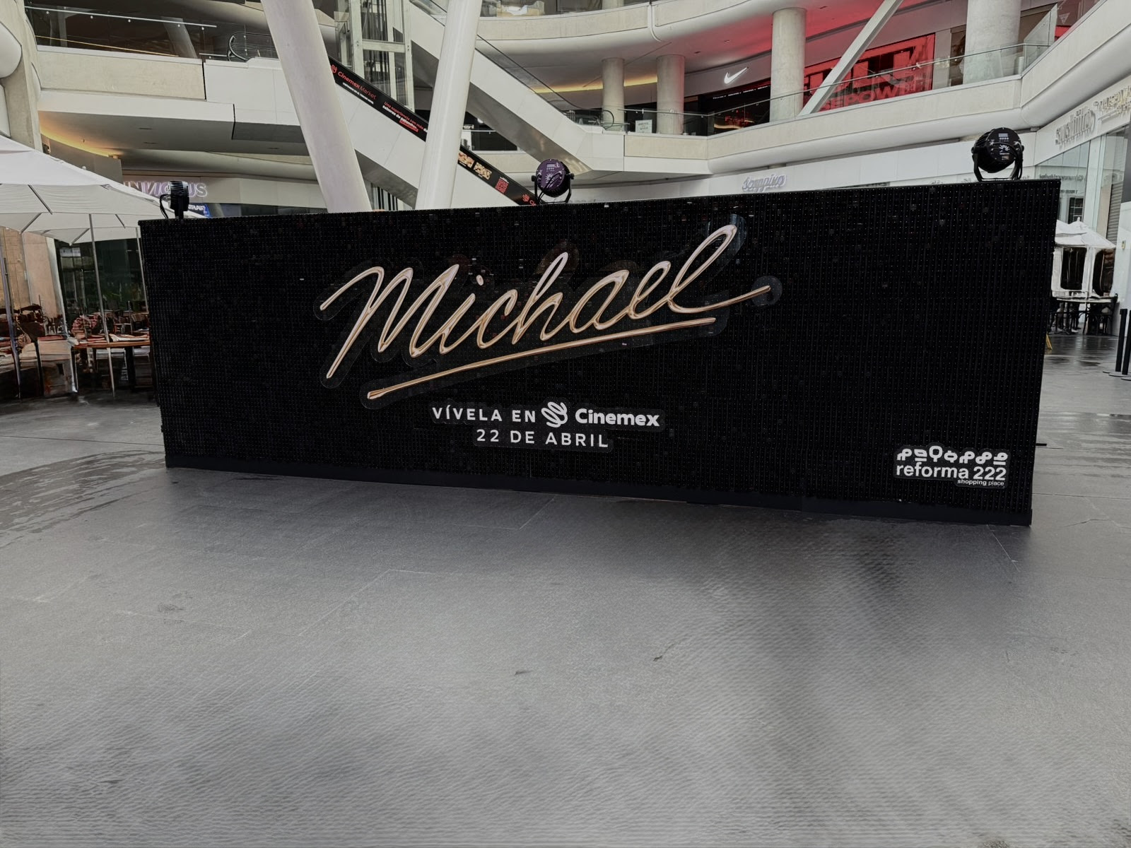 ABRE SUS PUERTAS AL PÚBLICO GENERAL LA EXPERIENCIA DE MICHAEL