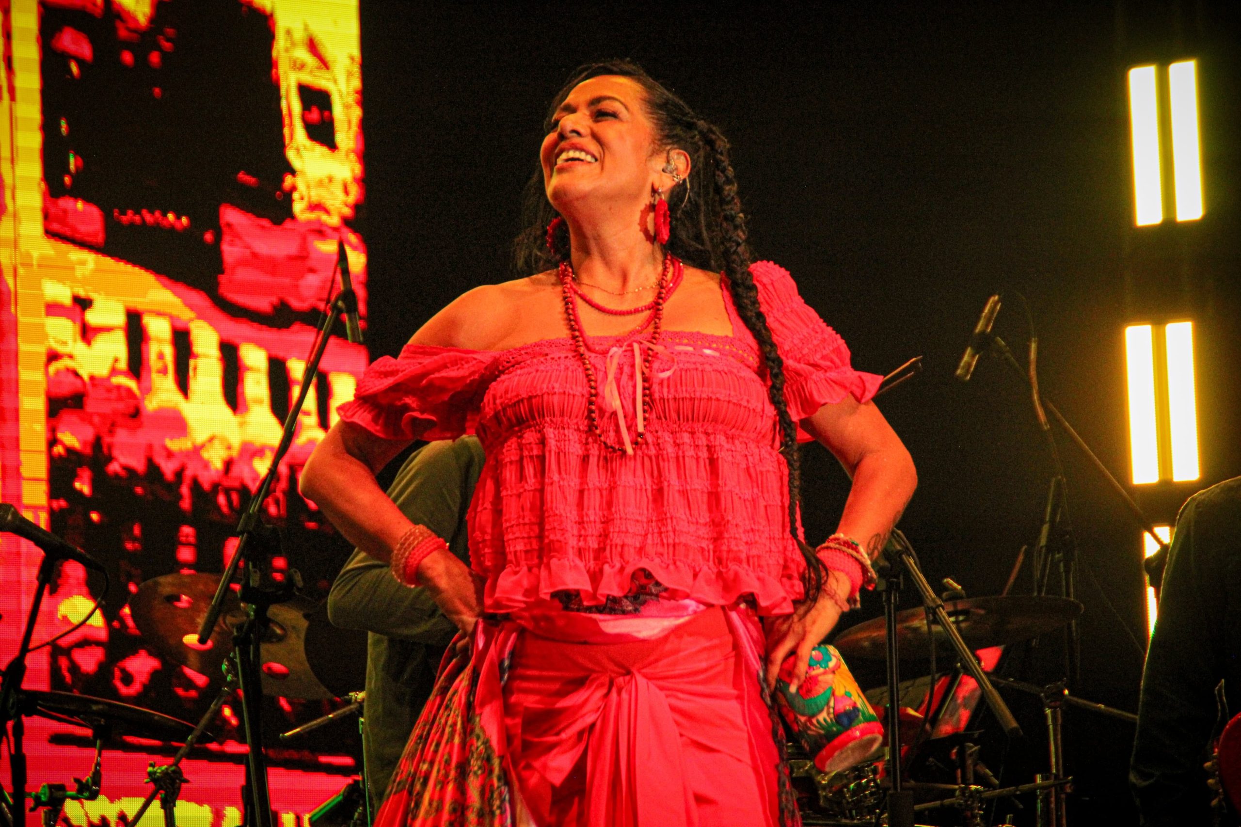 DÍA DE LAS MADRES CON LILA DOWNS 1